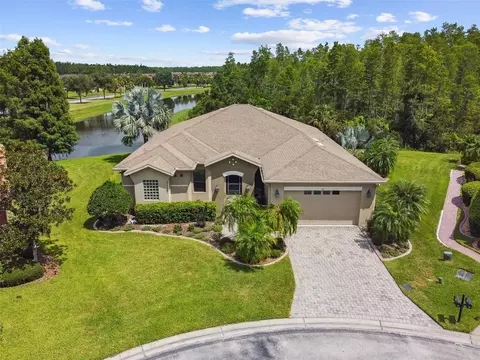 313 Santa Barbara Ln, Kissimmee, FL 34759