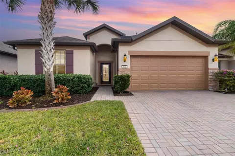 672 Cordoba Dr, Davenport, FL 33837