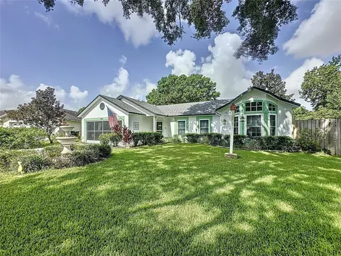 180 Sunridge Woods Ct, Davenport, FL 33837