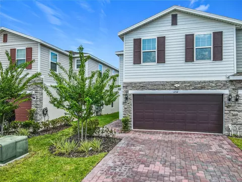 1254 Wispy Cypress Dr, Kissimmee, FL 34746