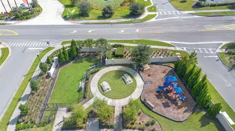 View/Area - 1005 Spring Palms Loop, Orlando, FL 32828 photo 2 of 2