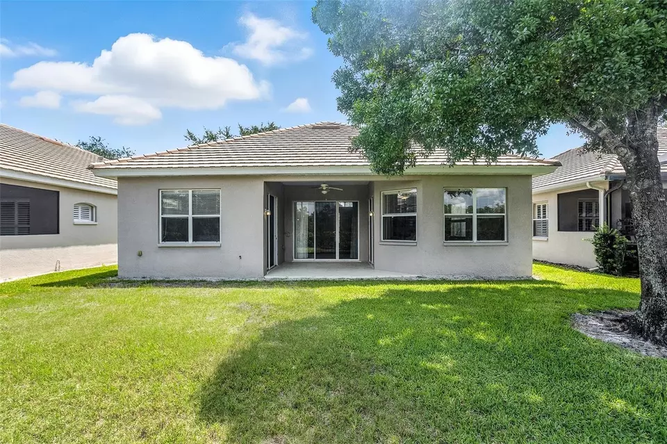 Exterior - 551 Newhall Ln, Debary, FL 32713 photo 5 of 9