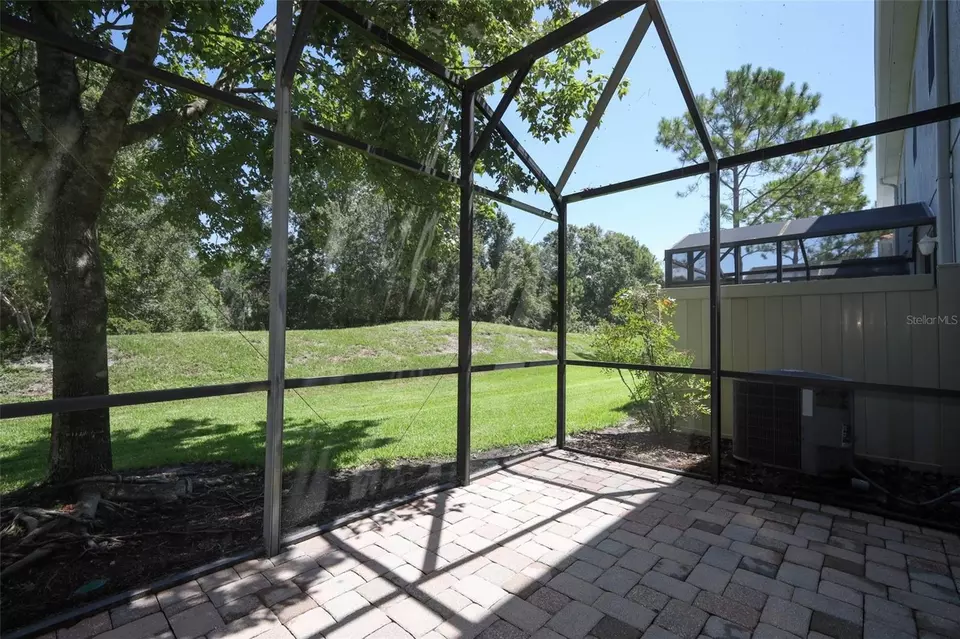 Exterior - 1900 Garden Sage Dr, Oviedo, FL 32765 photo 7 of 11