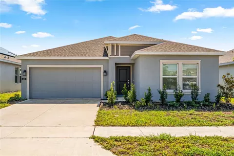 680 Sand Pine Ln, Haines City, FL 33844