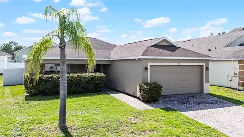 806 Knightsbridge Cir, Davenport, FL 33896