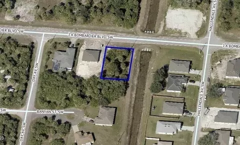 612 J A Bombardier Blvd SW, Palm Bay, FL 32908
