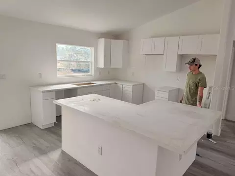 Kitchen - 7536 SW 129th Pl, Ocala, FL 34473 photo 1 of 2