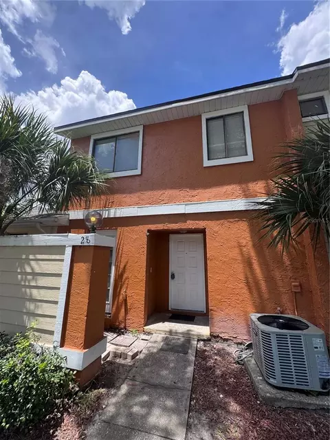 28 Silver Falls Cir, Kissimmee, FL 34743