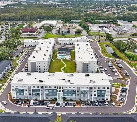 1220 Southstation Pl #402, Orlando, FL 32809
