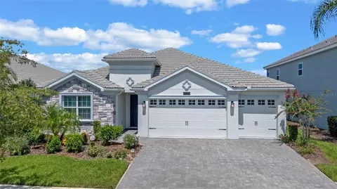 8879 Backspin Ln, Davenport, FL 33896