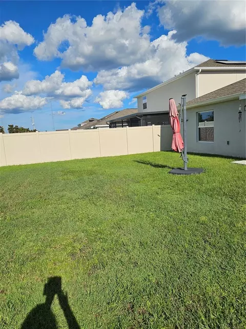 626 Peg Ct, Saint Cloud, FL 34772 photo 2