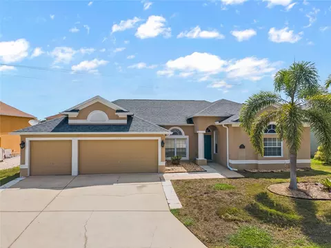 518 Grand Reserve Dr, Davenport, FL 33837