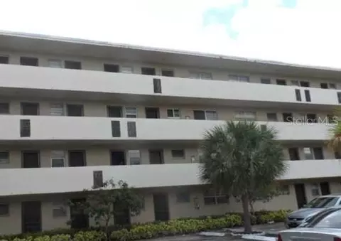 1690 NE 191st St #315, Miami, FL 33179