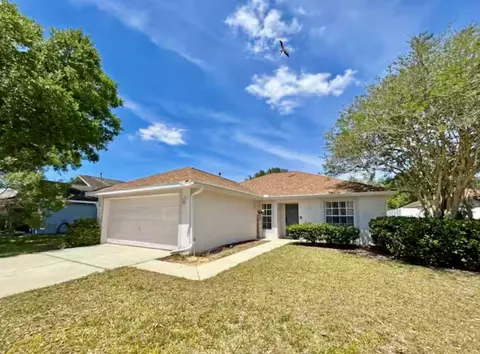142 Glasgow Ct, Davenport, FL 33897
