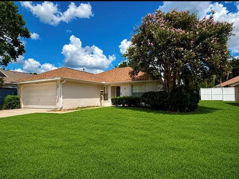 142 Glasgow Ct, Davenport, FL 33897