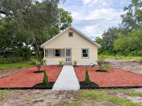 656 W Date St, Lake Wales, FL 33859