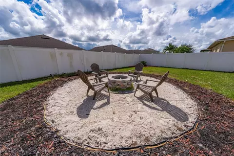 Exterior - 1663 Gentle Breeze Dr, Saint Cloud, FL 34771 photo 9 of 11