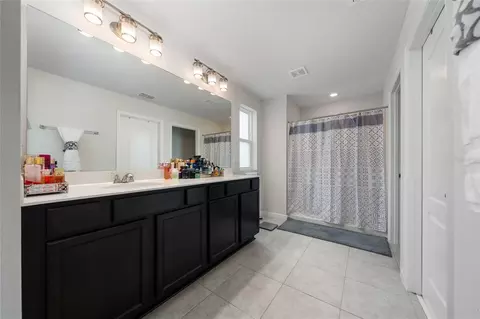 Entry Way - 1663 Gentle Breeze Dr, Saint Cloud, FL 34771 photo 6 of 8