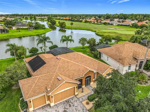317 Sorrento Rd, Poinciana, FL 34759
