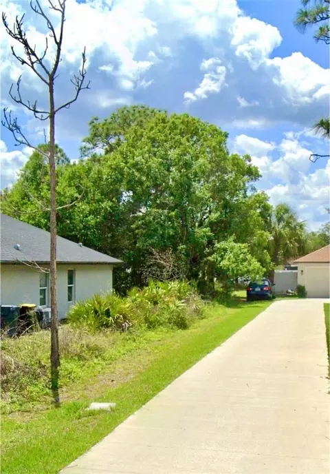 520 Koala Dr, Kissimmee, FL 34759