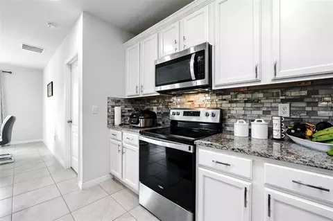 Kitchen - 5396 Hickory Downs Way, Saint Cloud, FL 34771 photo 6 of 7
