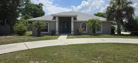1025 W Lake Hamilton Dr, Winter Haven, FL 33881