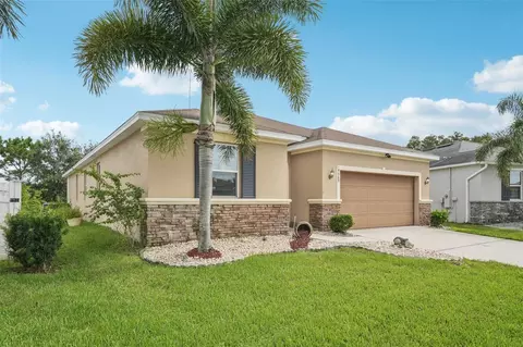 Exterior - 4569 Baler Trails Dr, Saint Cloud, FL 34772 photo 3 of 10