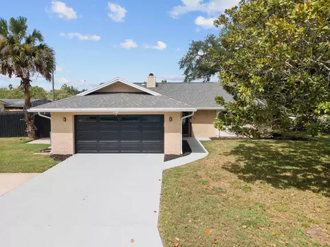 135 Roosevelt Pl, Maitland, FL 32751