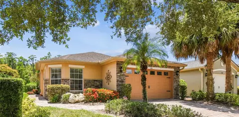 560 Grand Canal Dr, Kissimmee, FL 34759