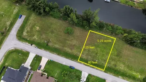 426 NE 20th St, Cape Coral, FL 33909