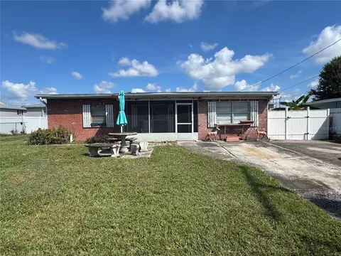 7710 Coral Vine Ln, Tampa, FL 33619