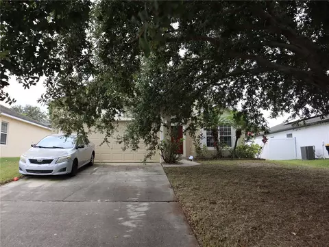 1604 Fitzgerald Dr, Dundee, FL 33838