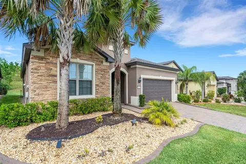 333 Almansa St, Davenport, FL 33837