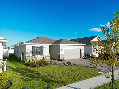 Exterior - 1177 Fox Hedge Ln, Saint Cloud, FL 34771 photo 2 of 4