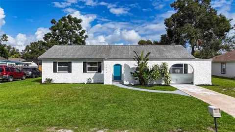 1034 Falcon St, Deltona, FL 32725