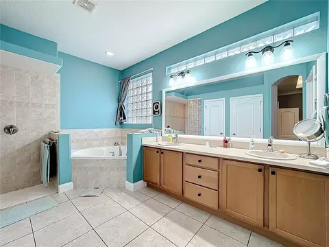 Bath - 2808 Deerfield St, Saint Cloud, FL 34771 photo 2 of 4