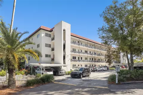 200 El Camino Dr #303, Winter Haven, FL 33884