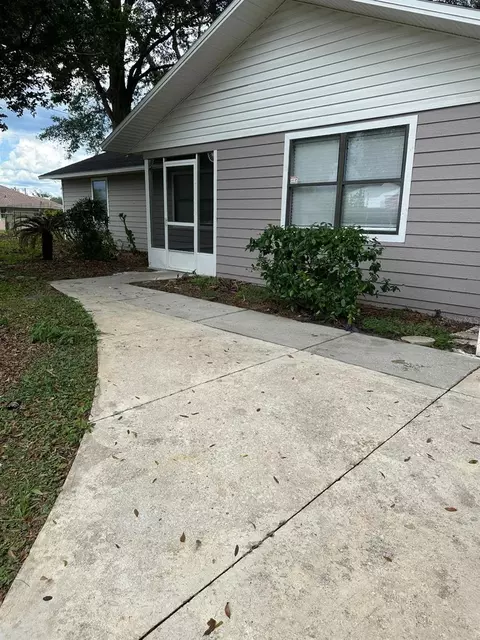 147 Almond Rd, Ocala, FL 34472 photo 1