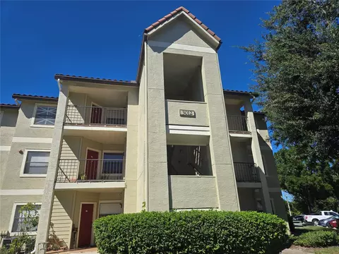 3012 Parkway Blvd #207, Kissimmee, FL 34747