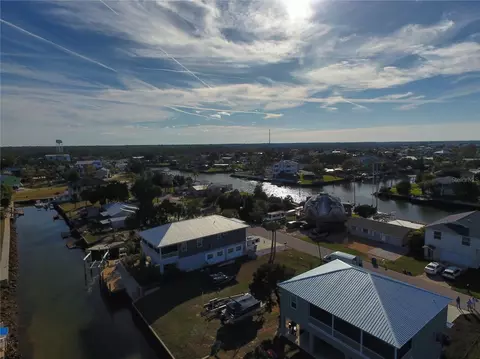 4977 Cedarbrook Ln, Hernando Beach, FL 34607 photo 6