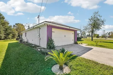 Exterior - 133 Walnut Rd, Ocala, FL 34480 photo 4 of 8