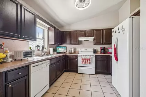 Kitchen - 133 Walnut Rd, Ocala, FL 34480 photo 1 of 1