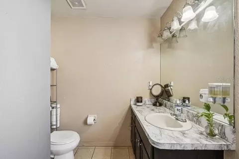Bath - 133 Walnut Rd, Ocala, FL 34480 photo 2 of 3