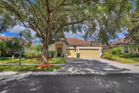 Exterior - 524 Douglas Edward Dr, Ocoee, FL 34761 photo 4 of 11