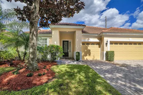Exterior - 524 Douglas Edward Dr, Ocoee, FL 34761 photo 2 of 11