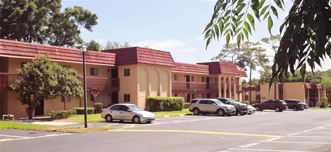 2852 N Powers Dr #89, Orlando, FL 32818