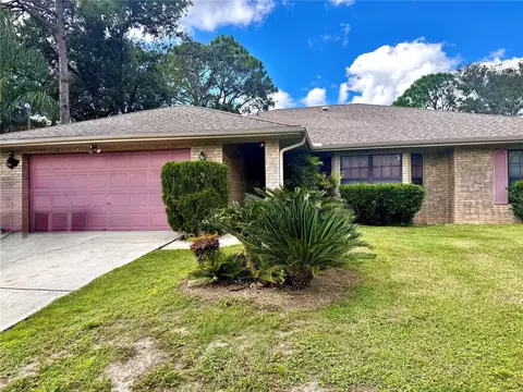 372 Wisteria Ct, Deltona, FL 32738