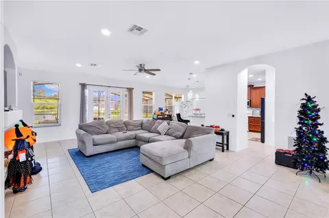 Living - 3480 Pawleys Loop N, Saint Cloud, FL 34772 photo 1 of 2