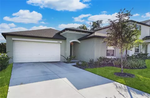 36618 Garden Wall Way, Zephyrhills, FL 33541