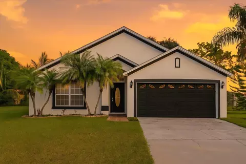 323 Miami Ln, Kissimmee, FL 34759